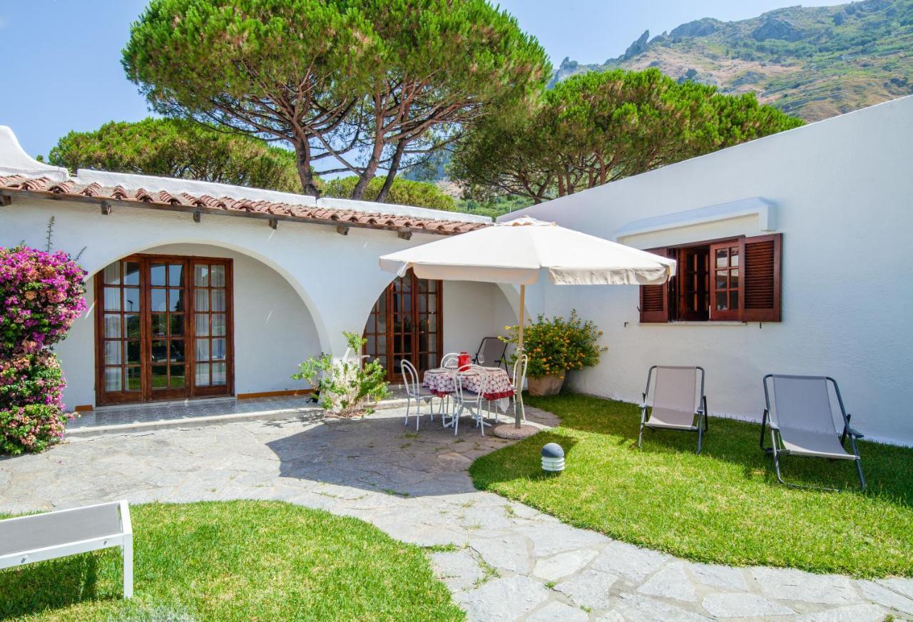 Villetta Con Giardino Esclusivo Di 1000 Mq, Piscina, Tennis, Calcio, Bocce Forio  Exterior photo