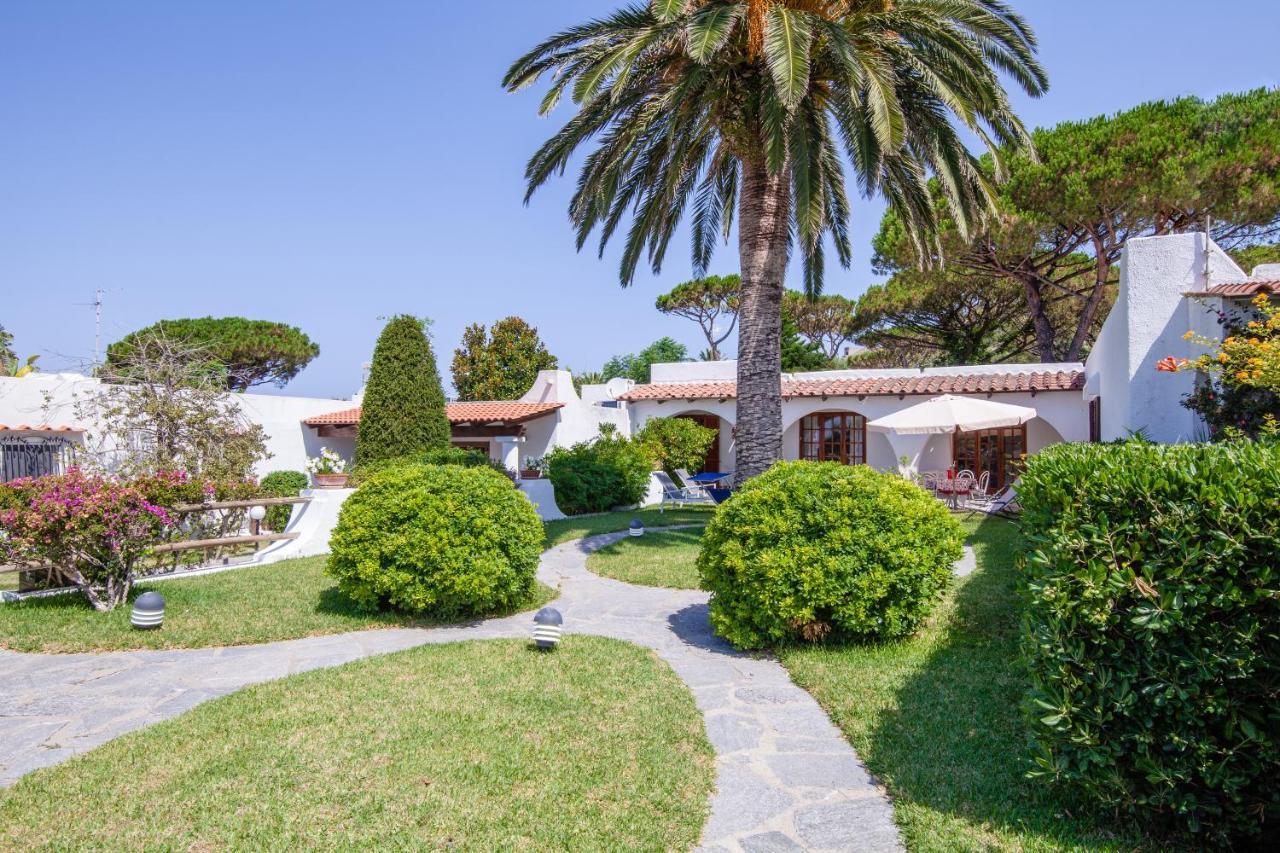 Villetta Con Giardino Esclusivo Di 1000 Mq, Piscina, Tennis, Calcio, Bocce Forio  Exterior photo