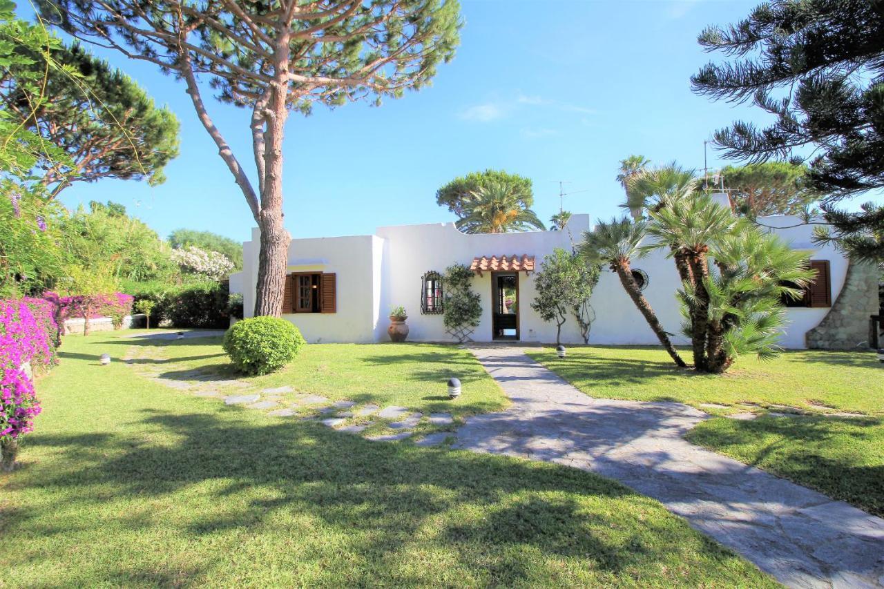 Villetta Con Giardino Esclusivo Di 1000 Mq, Piscina, Tennis, Calcio, Bocce Forio  Exterior photo